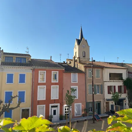 Maison De La Place, Célestine Et Alphonsine *