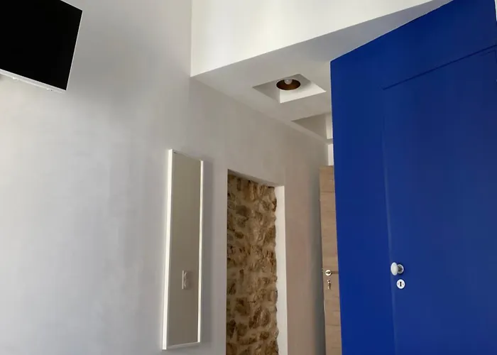 Maison De La Place, Celestine Et Alphonsine Accommodatie bij particulieren