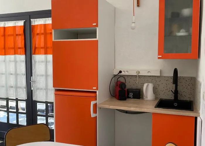 Maison De La Place, Celestine Et Alphonsine Accommodatie bij particulieren *