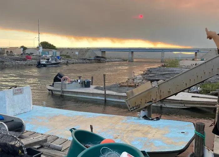 Maison De La Place, Celestine Et Alphonsine *